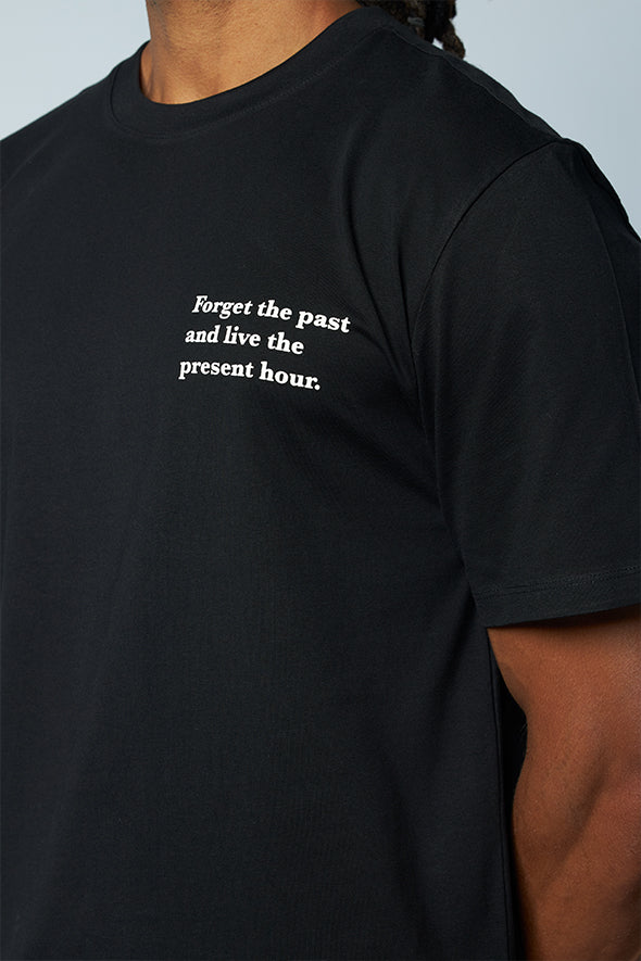 JF - Forget the Past Klok T-shirt Unisex